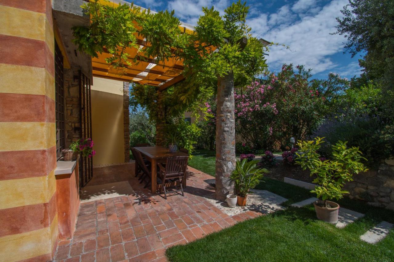 Sesto Armonico B&B Palazzolo  エクステリア 写真